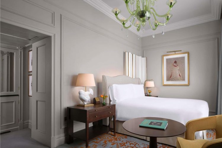 Guest room