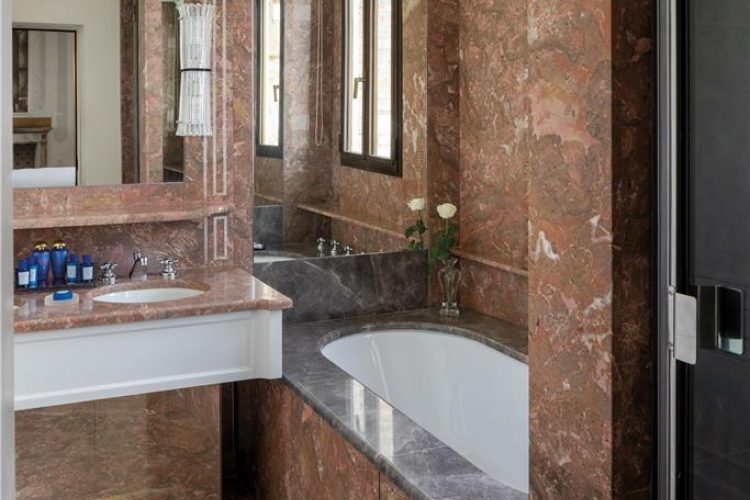 Superior Junior Suite