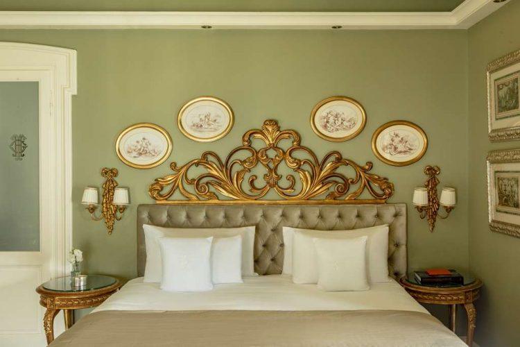 Lake View Deluxe Room detail