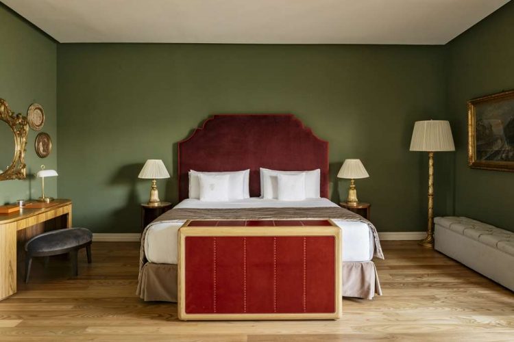 Rooftop Grand Suite bedroom