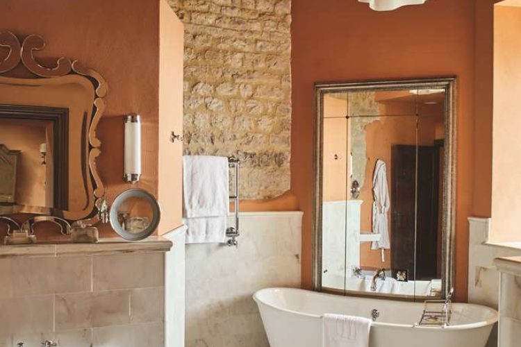 Executive Junior Suite Bathroom