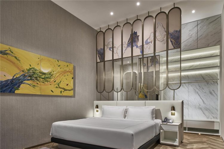 Bedroom With Headboard