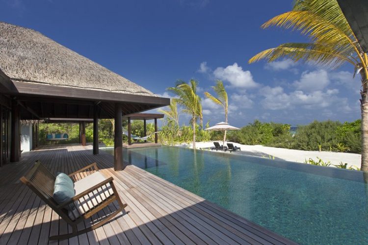 Three Bedroom Beach Pool Residence (5)