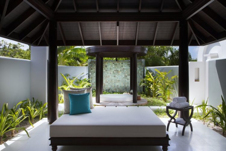 Three Bedroom Beach Pool Residence (6)