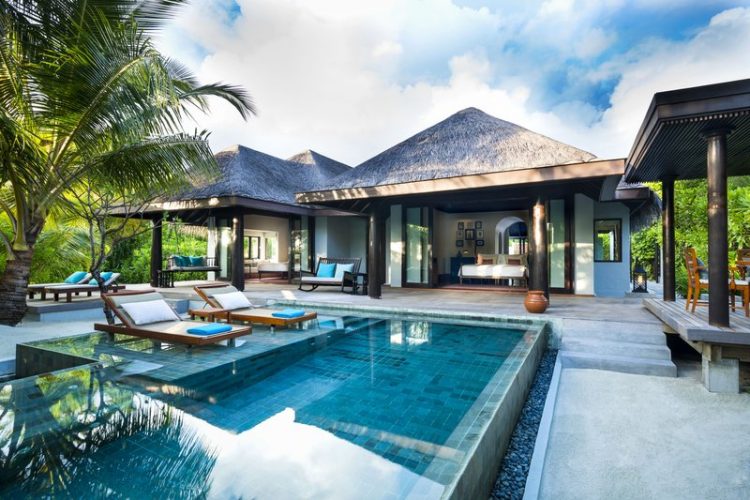Family Poolvilla Exterior