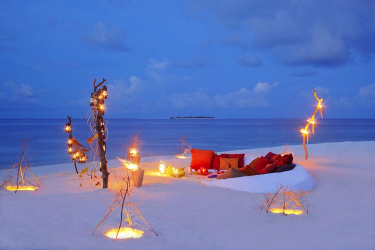 Dining by Design Table and Seat in the Sand