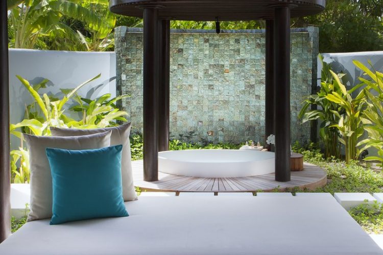 Beach Villa Bathroom