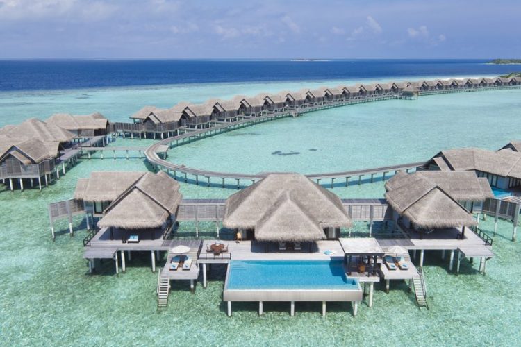 Two Bedroom Over Water Pool Residence (4)