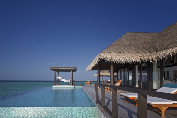 Two Bedroom Over Water Pool Residence (3)