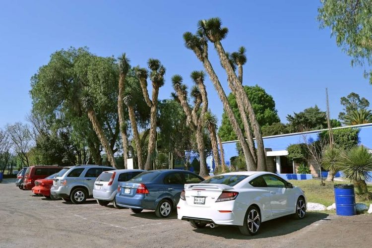 estacionamiento hotel villas arqueologicas teotihuacan parking lot