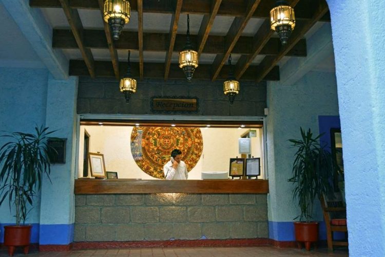 recepcion hotel villas teotihuacan front desk